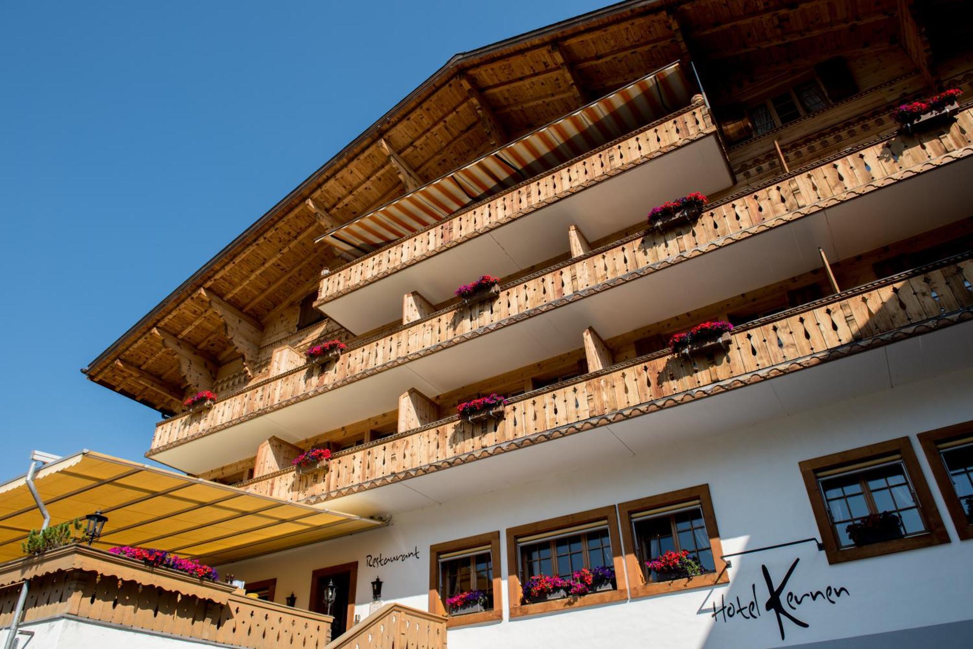 Hotel Kernen Gstaad Ngoại thất bức ảnh