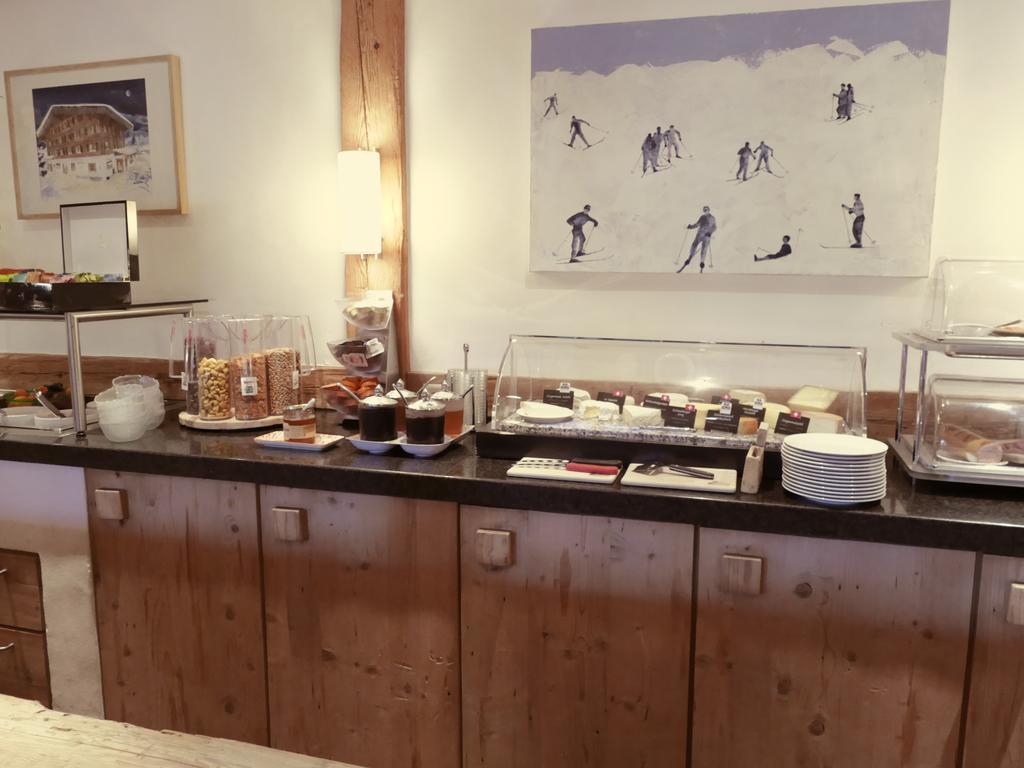 Hotel Kernen Gstaad Ngoại thất bức ảnh