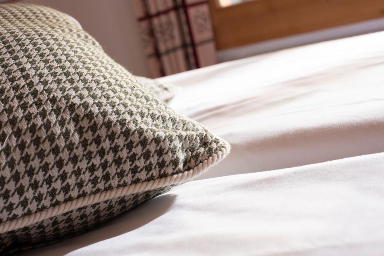 Hotel Kernen Gstaad Ngoại thất bức ảnh